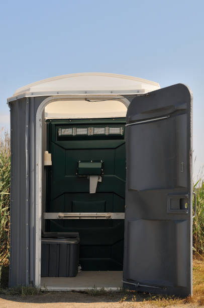 Best Porta potty rental near me  in White Plains, NC